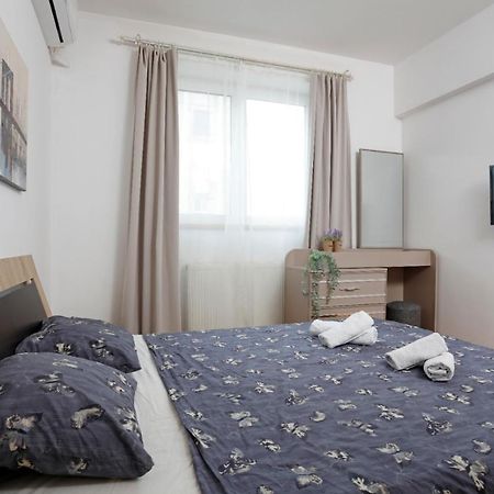 بوخارست Rico'S 3 Bedroom City Center Apartment المظهر الخارجي الصورة